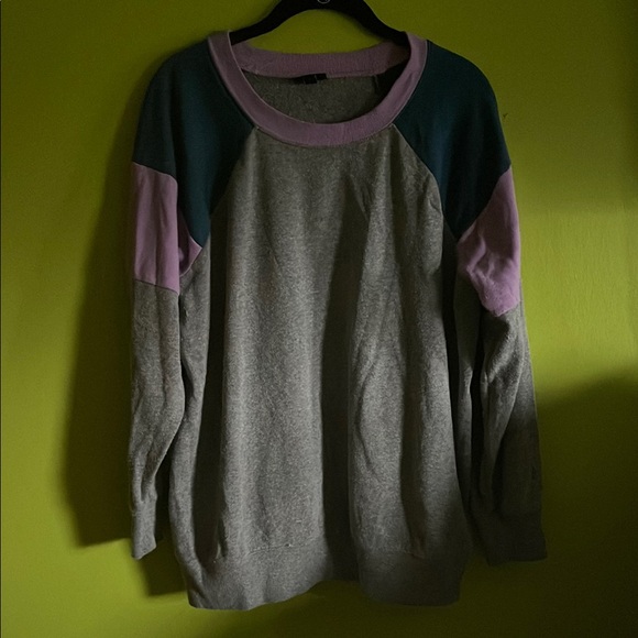 Torrid Color Block Long Sleeve Sweatshirt Torrid Size 0 12/L - Picture 1 of 3